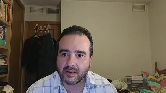 curiosillo83 online show from May 29, 2:59 pm