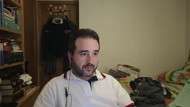 curiosillo83 online show from May 30, 4:53 am