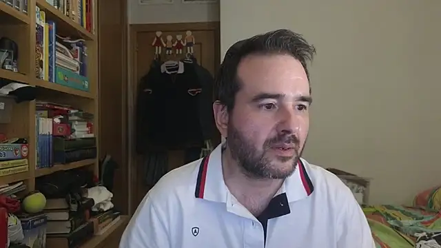 curiosillo83 online show from May 30, 4:59 pm