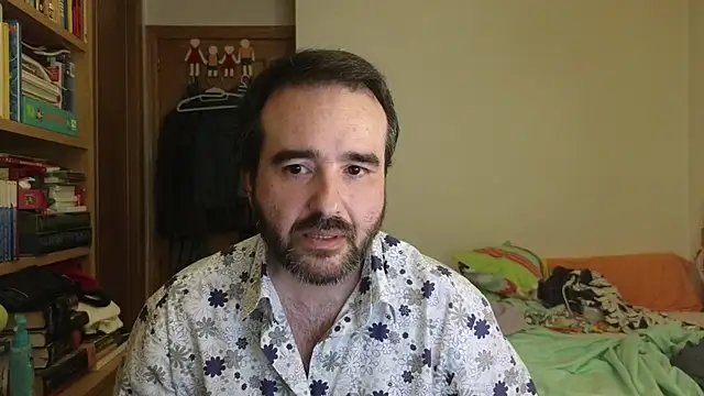 curiosillo83 online show from July 6, 2:14 pm