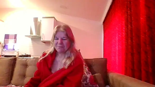 TrustfulVampire1 online show from March 25, 5:13 am