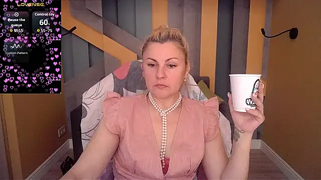 Candy Long online show from July 8, 5:34 am