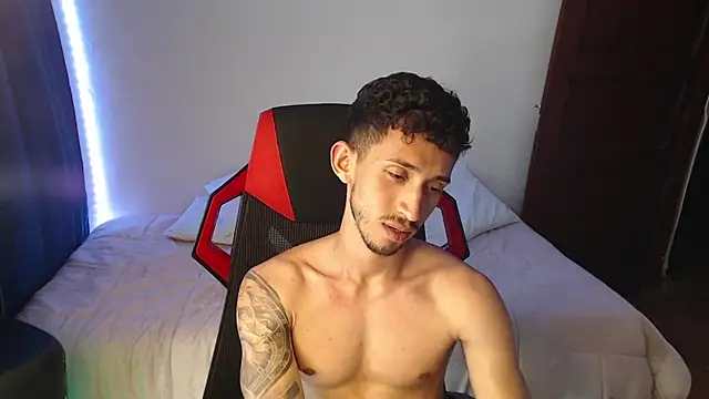 stevenSEX123 online show from December 14, 1:50 am