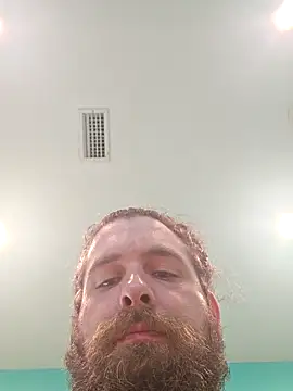 Snapshot of Wooderson107 chatting on December 20, 8:05 pm Wooderson107 online show from December 20, 8:05 pm