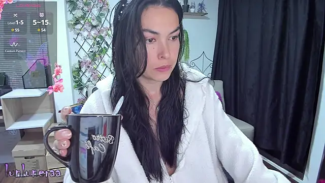 Lunlunera online show from February 6, 4:53 am