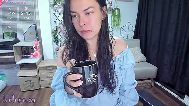 Lunlunera online show from February 24, 2:51 am