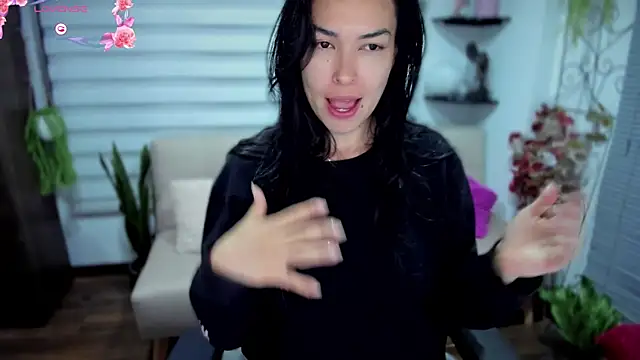 Lunlunera online show from September 26, 1:20 am