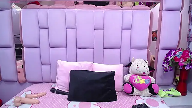 Snapshot of Belly_Rosse chatting on January 10, 2:19 pm Belly Rosse online show from January 10, 2:19 pm