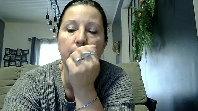 feline27 online show from January 17, 2:00 pm