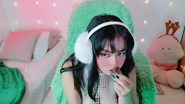 damn that booty online show from December 8, 2:39 am