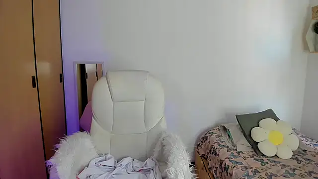 bigbooty-30 online show from March 8, 1:57 pm