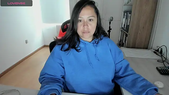 bigbooty-30 online show from November 19, 11:10 am