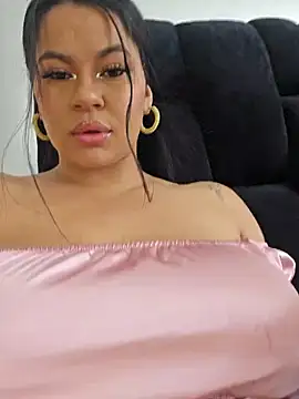 Margaret Saunders online show from February 15, 3:39 pm