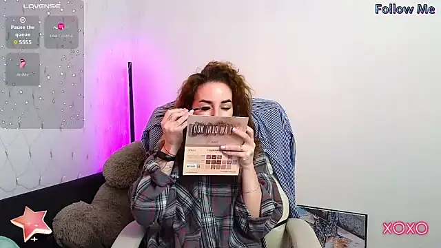 xx adrihanna xx online show from January 17, 6:26 am