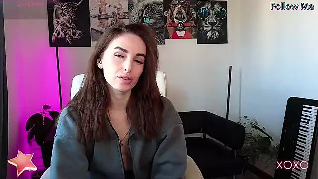 xx adrihanna xx online show from February 13, 10:23 am