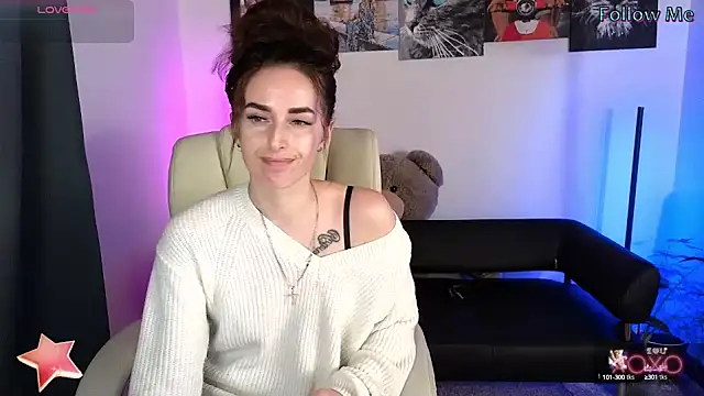 xx adrihanna xx online show from February 18, 3:21 pm