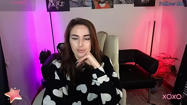 xx adrihanna xx online show from March 12, 6:11 pm