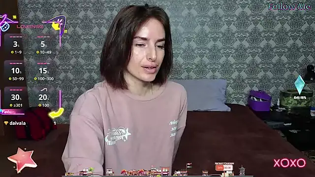 xx adrihanna xx online show from October 9, 5:27 am