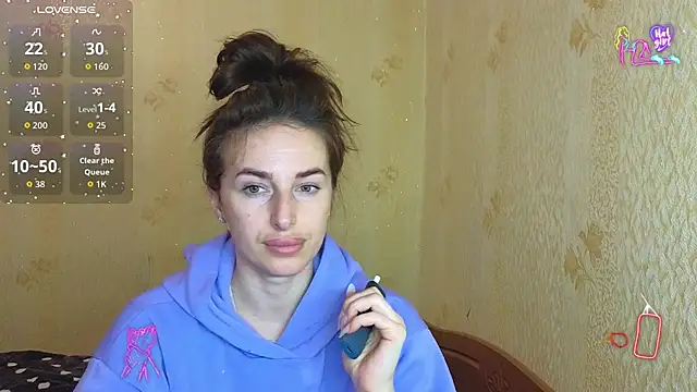 Snapshot of xx_adrihanna_xx chatting on March 19, 5:17 pm xx adrihanna xx online show from March 19, 5:17 pm