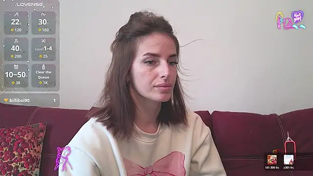 Snapshot of xx_adrihanna_xx chatting on April 10, 6:18 am xx adrihanna xx online show from April 10, 6:18 am