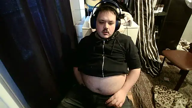 Snapshot of Bebemickey75 chatting on February 26, 4:24 pm Bebemickey75 online show from February 26, 4:24 pm