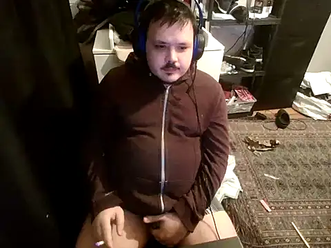 Snapshot of Bebemickey75 chatting on March 9, 6:11 pm Bebemickey75 online show from March 9, 6:11 pm