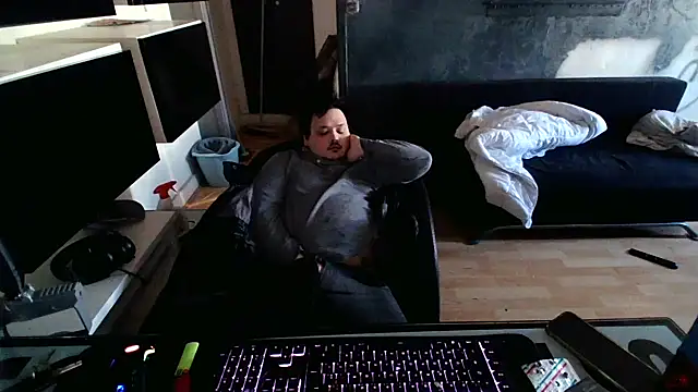 Bebemickey75 online show from March 15, 11:16 am