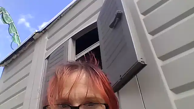 spundarella420 online show from November 29, 6:22 pm