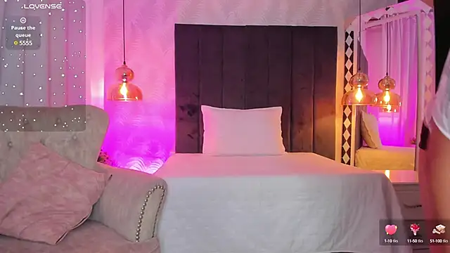 Snapshot of kataliina__ chatting on December 4, 12:03 pm kataliina online show from December 4, 12:03 pm
