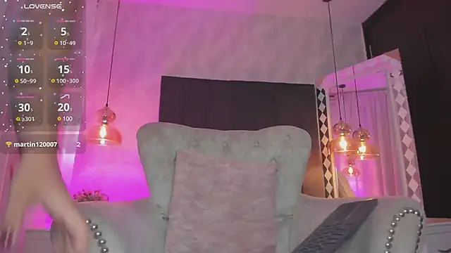 Snapshot of kataliina__ chatting on December 9, 3:22 pm kataliina online show from December 9, 3:22 pm