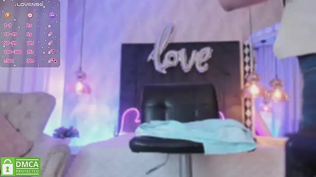 Snapshot of kataliina__ chatting on February 24, 11:54 am kataliina online show from February 24, 11:54 am