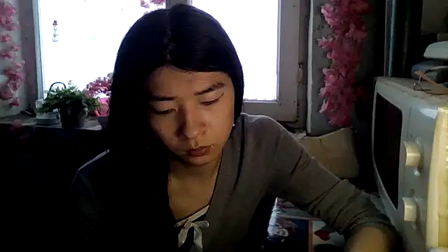 Snapshot of CarlyJoy chatting on February 2, 10:58 am CarlyJoy online show from February 2, 10:58 am