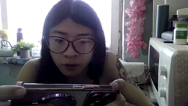 CarlyJoy online show from March 26, 10:43 am