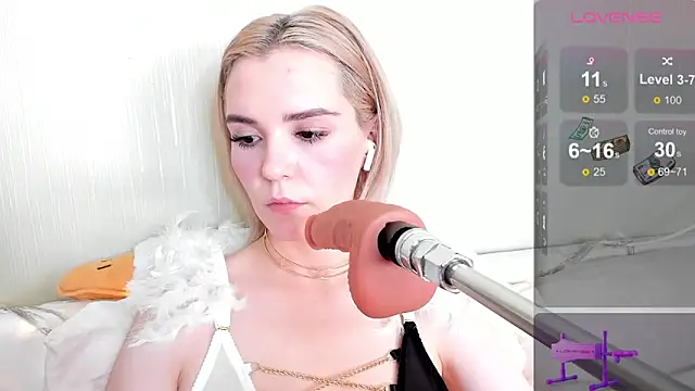 Kaya Devis online show from March 9, 8:29 am