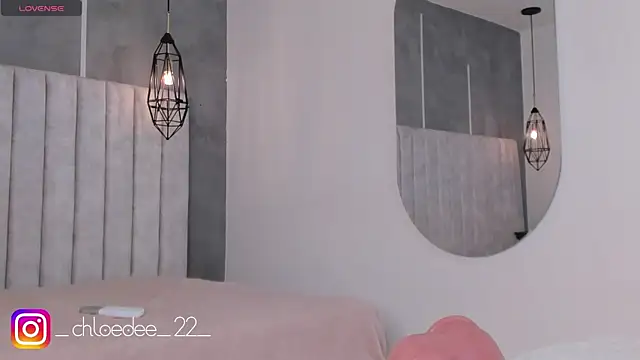 Snapshot of chloe_d chatting on January 25, 10:51 am chloe d online show from January 25, 10:51 am