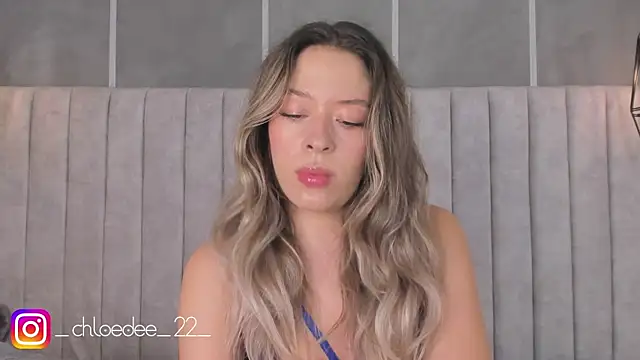 Snapshot of chloe_d chatting on March 12, 12:04 pm chloe d online show from March 12, 12:04 pm