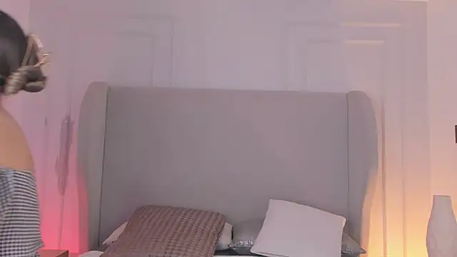 Snapshot of chloe_d chatting on October 25, 1:07 pm chloe d online show from October 25, 1:07 pm