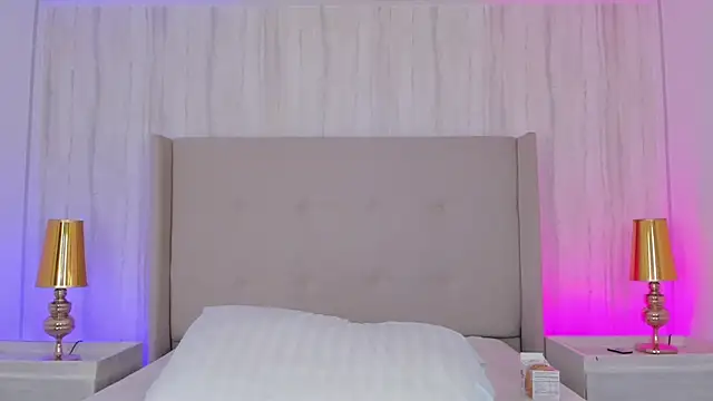 chloe d online show from June 29, 4:18 pm
