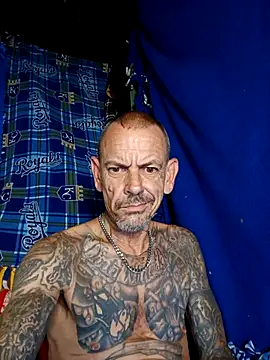 Snapshot of deepstroker42071 chatting on September 30, 8:30 am deepstroker42071 online show from September 30, 8:30 am