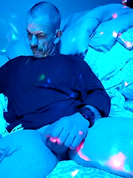 deepstroker42071 online show from December 23, 5:49 am