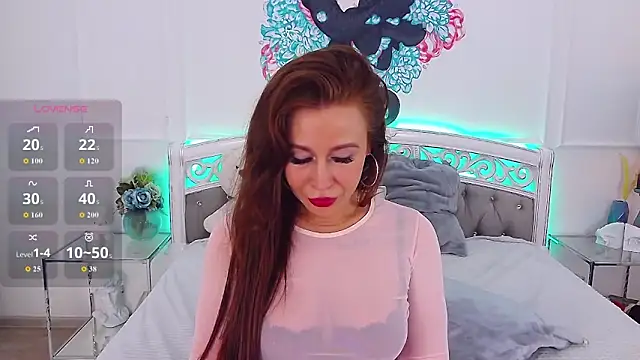 CrissyTaylor online show from November 5, 3:39 am