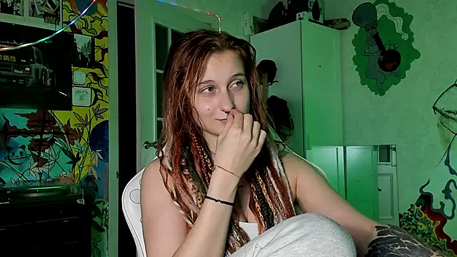 Sunny Mouse  online show from October 7, 5:10 pm