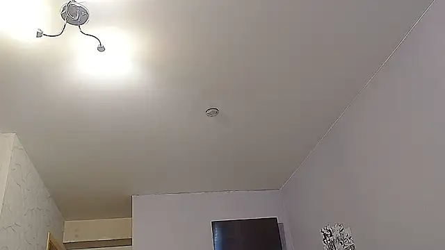 KathrineBerry online show from December 7, 4:53 am