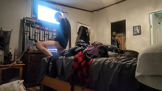 Bi curious86 online show from March 1, 6:26 am