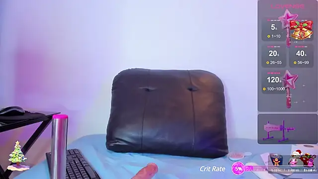 Snapshot of Gorgeous_Team chatting on December 13, 8:26 pm Gorgeous Team online show from December 13, 8:26 pm