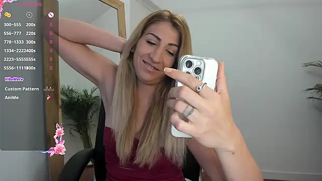 sofiah  online show from February 23, 5:23 am