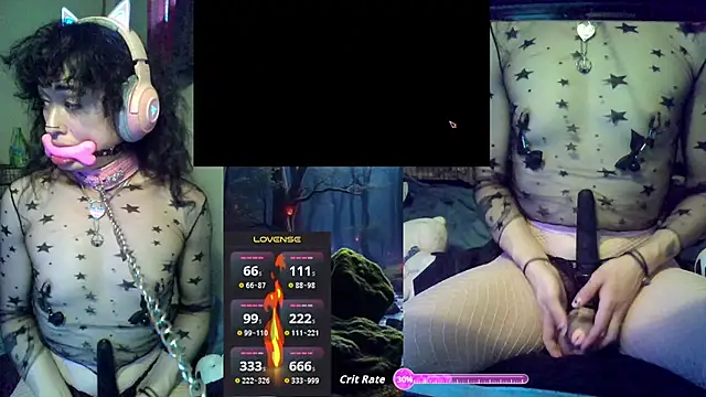 Snapshot of Solumi chatting on July 25, 7:22 pm Solumi online show from July 25, 7:22 pm