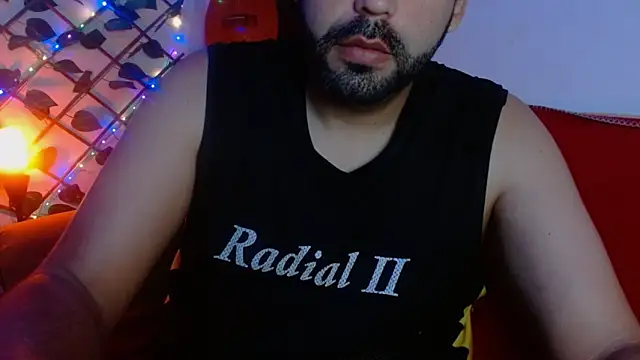 geeklatin88 online show from November 5, 10:48 am