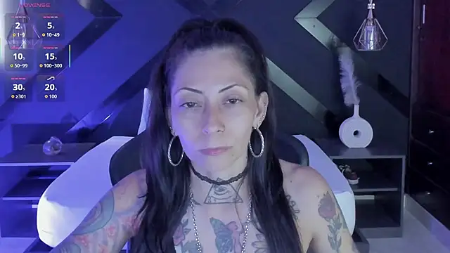 dark gotica online show from March 5, 7:10 pm