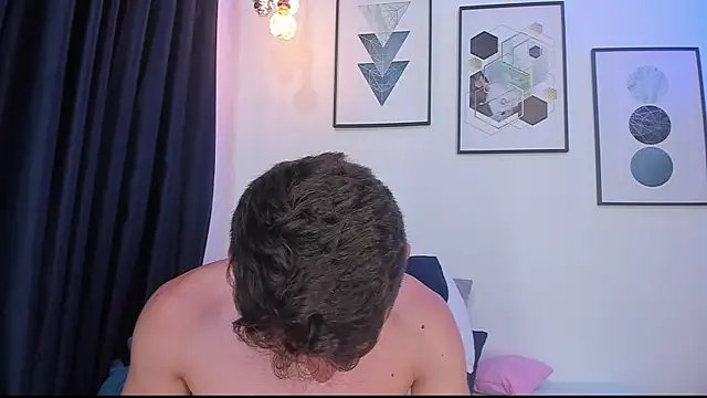 Snapshot of Juan_Castano chatting on January 4, 4:01 am Juan Castano online show from January 4, 4:01 am